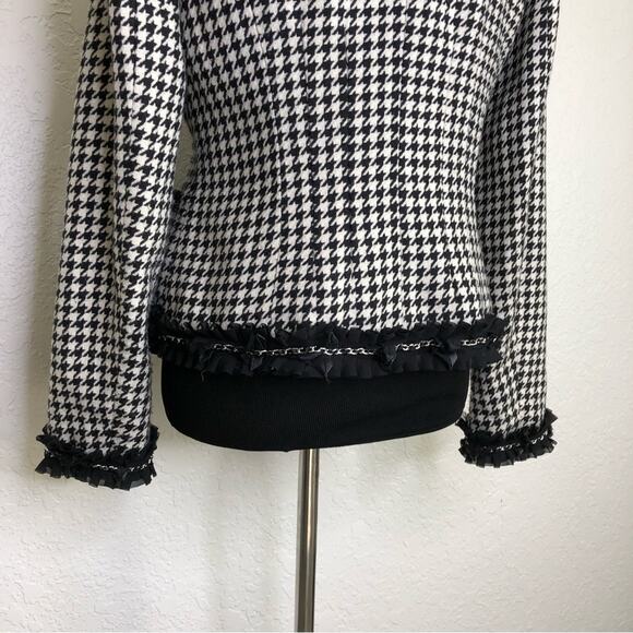 WHBM black and white houndstooth ruffle trim blazer size 8 - Picture 8 of 16